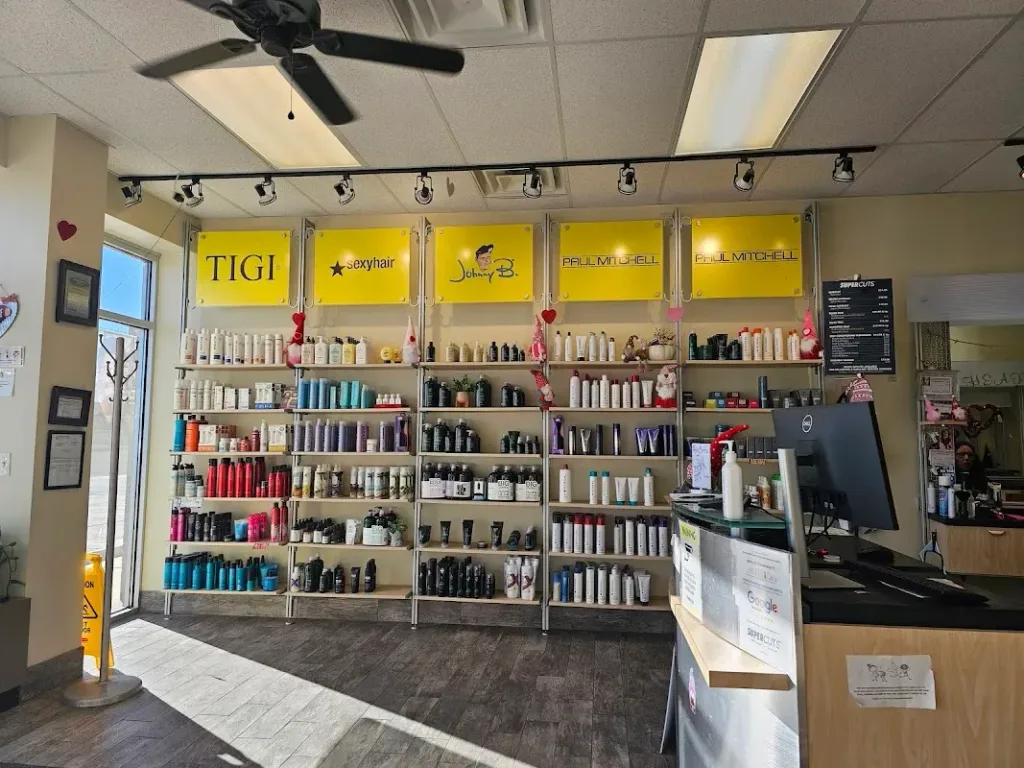 SUPERCUTS — Hair salon in Shawnee